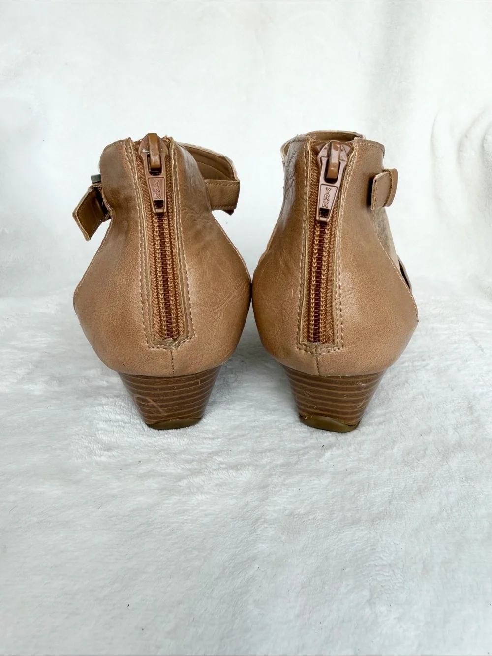 Aerosoles Light Brown Wedge Sandals Womens Size 9.5M Side Buckles
